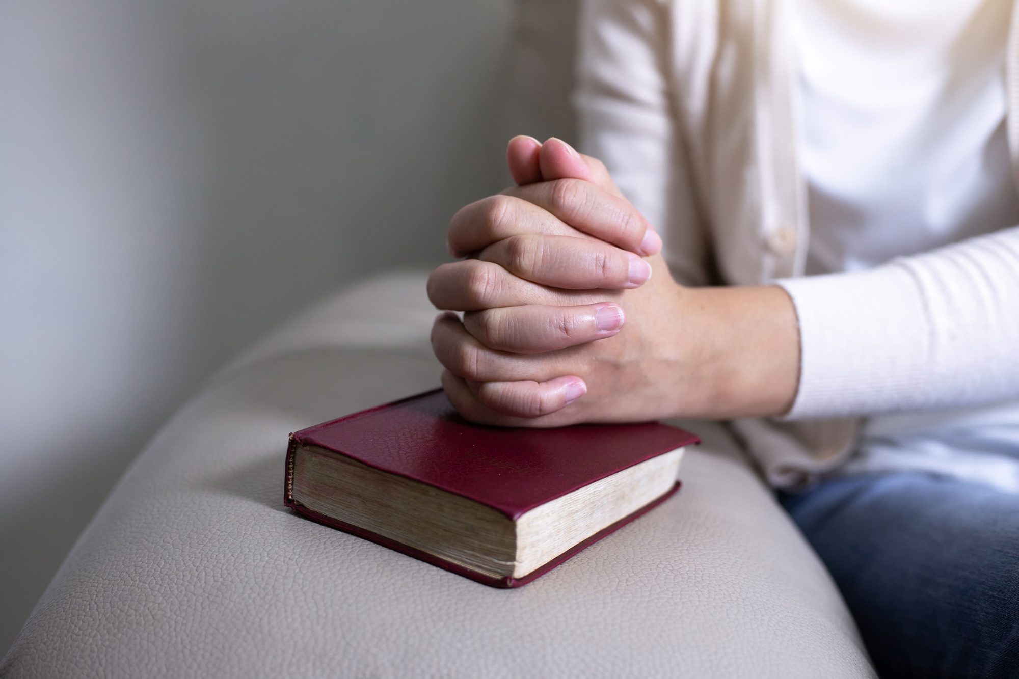 Women reading the Holy Bible Chaplaincy 2 - Visionwest