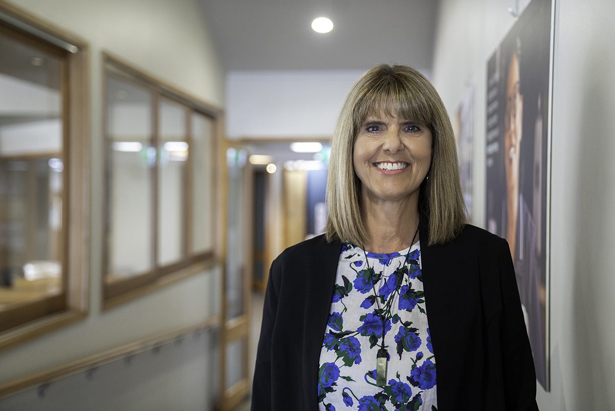 Lisa Woolley_med9 Lisa Woolley med9 - Visionwest